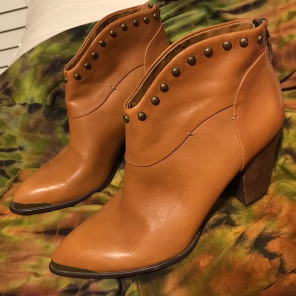 b. makowsky Shoes - B. Makowsky b. makowsky Shoes - B. Makowsky